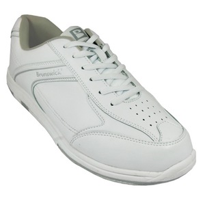 Brunswick Youth Flyer White Size 3 Only Brunswick Youth Flyer White Size 3 Only